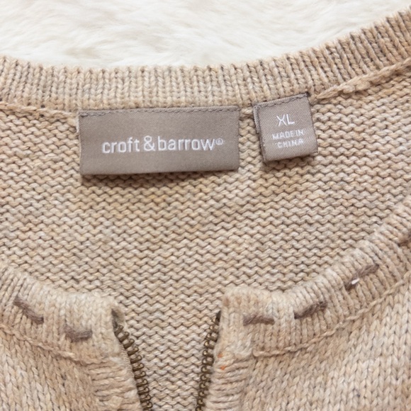 Croft & Barrow Embroidered Beige Sweater with Bird and Snowflake Design - Picture 5 of 8